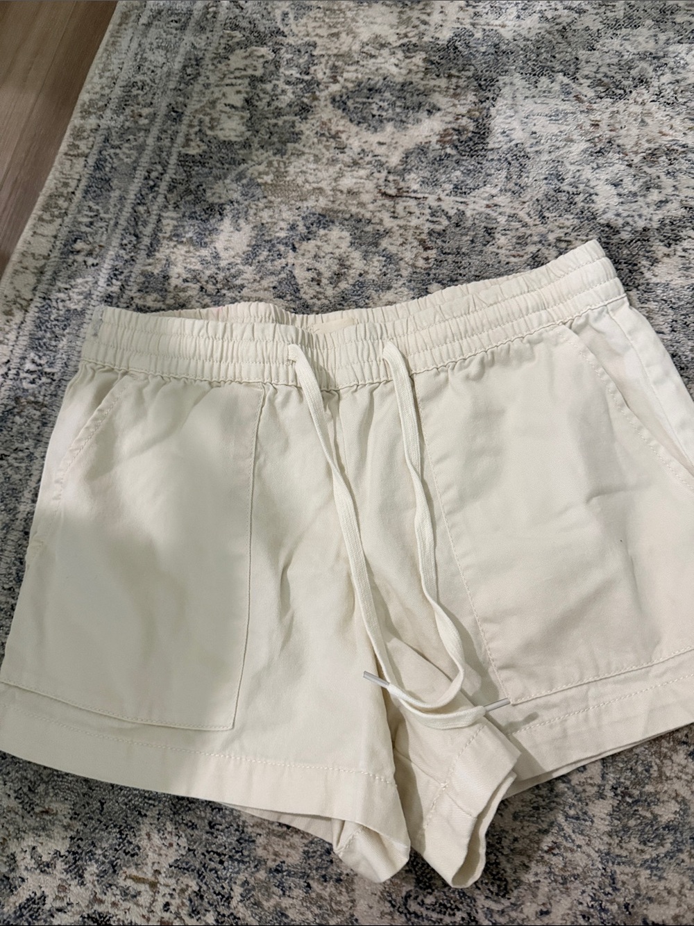 Hurley Cream Elastic Waist Drawstring Athletic Shorts